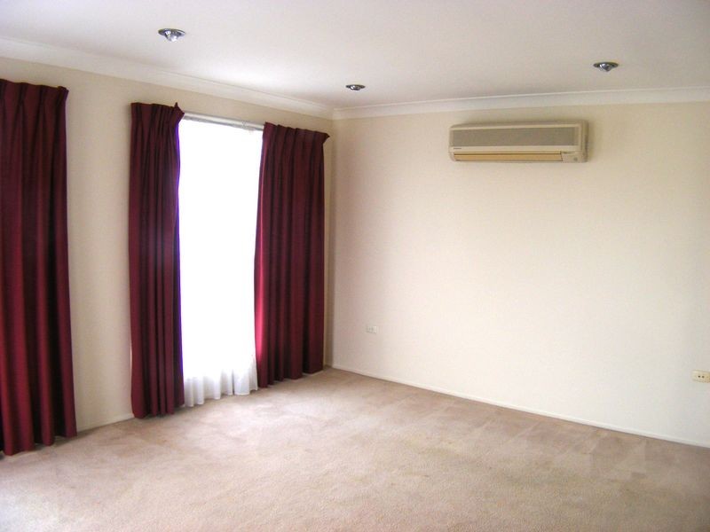 1 Ryan Close, St Andrews NSW 2566