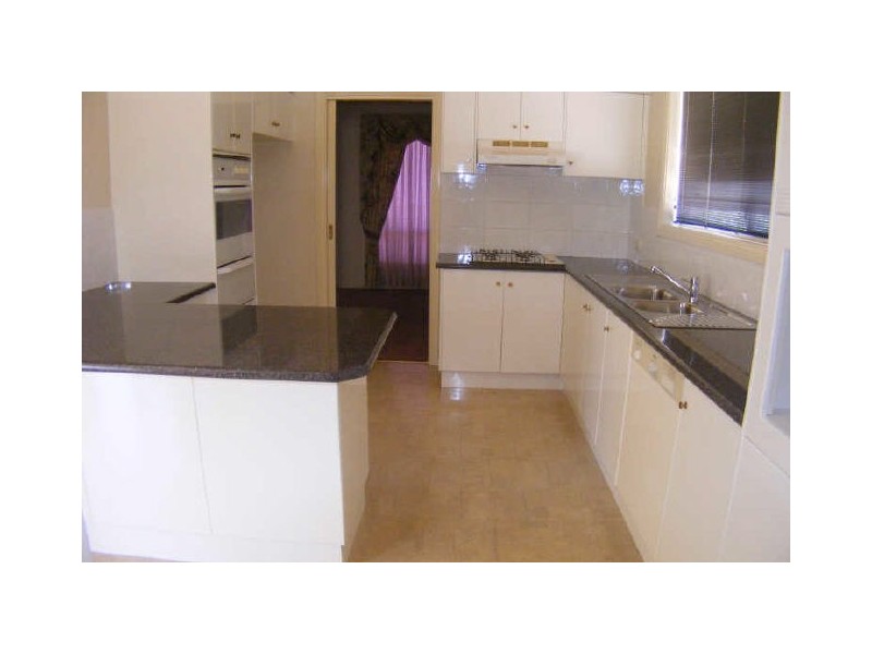 Glen Alpine NSW 2560