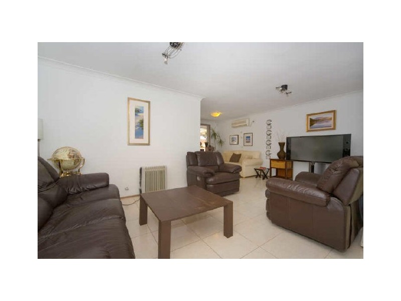 23 Aquamarine Drive, Eagle Vale NSW 2558