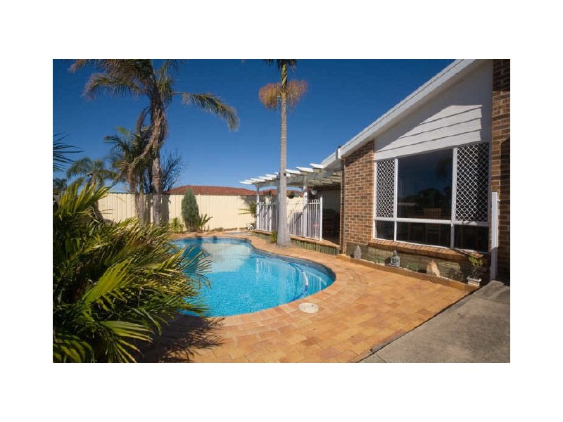 23 Aquamarine Drive, Eagle Vale NSW 2558
