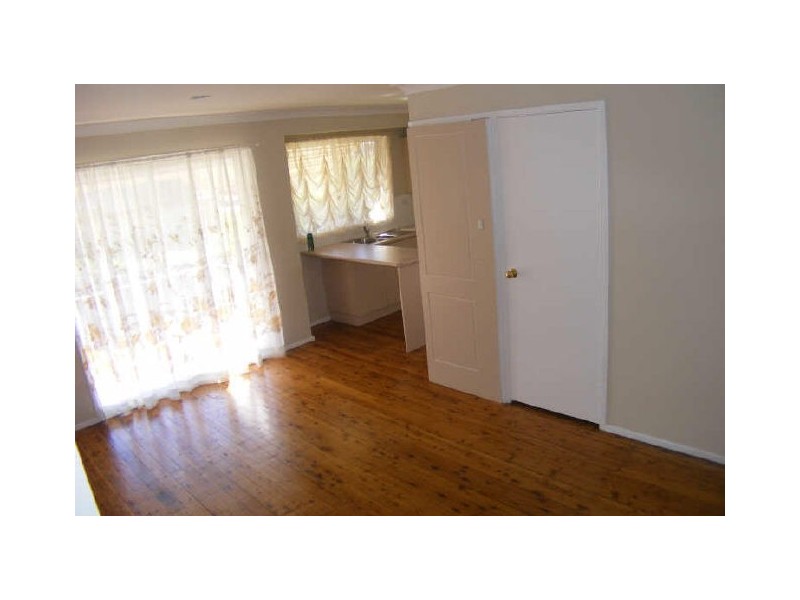 Ambarvale NSW 2560