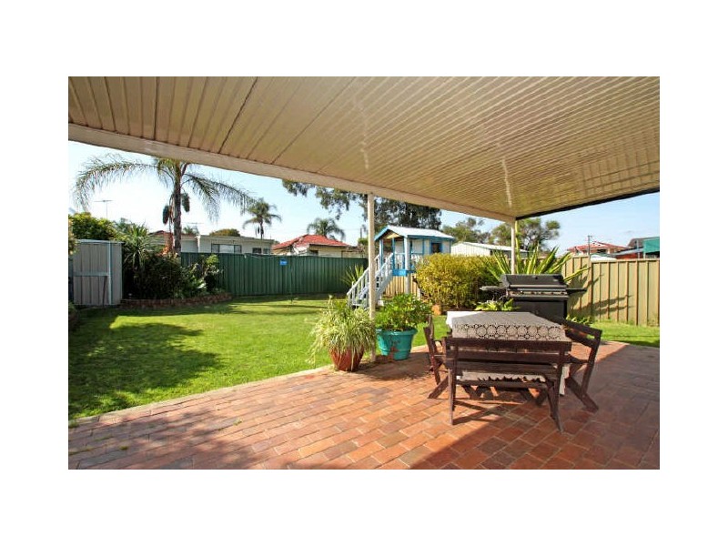 Minto NSW 2566
