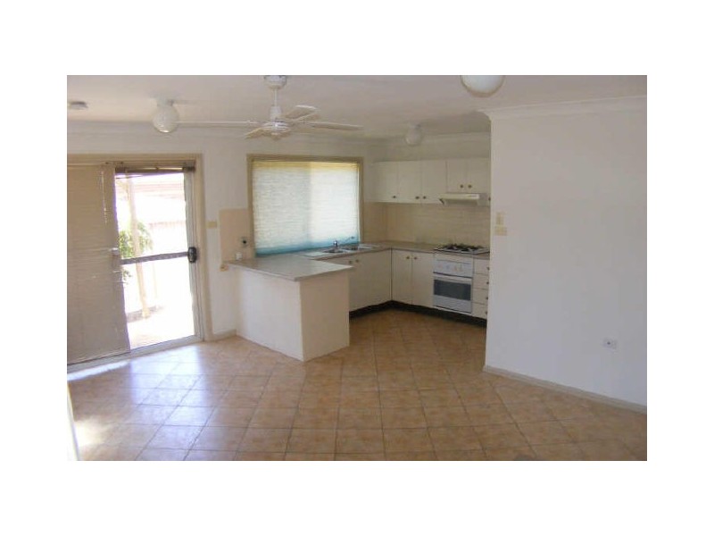 17 Acacia Circuit, Narellan NSW 2567