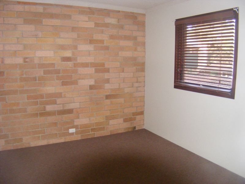 1/88-98 The Parkway, Bradbury NSW 2560