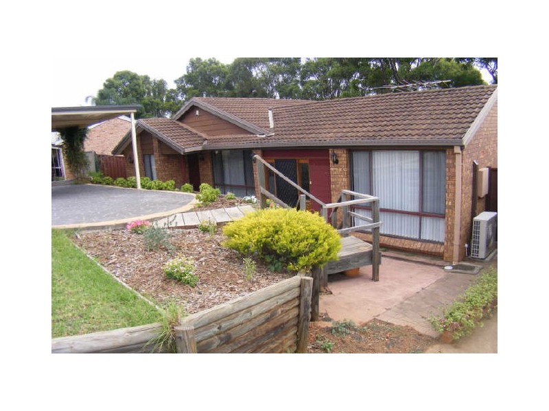 32 Lochalsh Street, St Andrews NSW 2566
