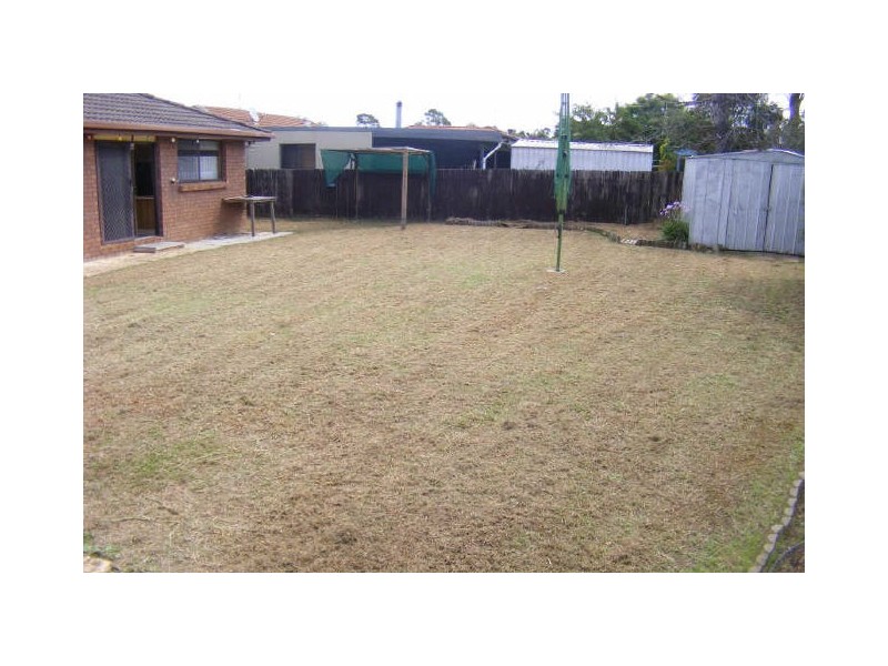 4 Fortinbras Close, Rosemeadow NSW 2560