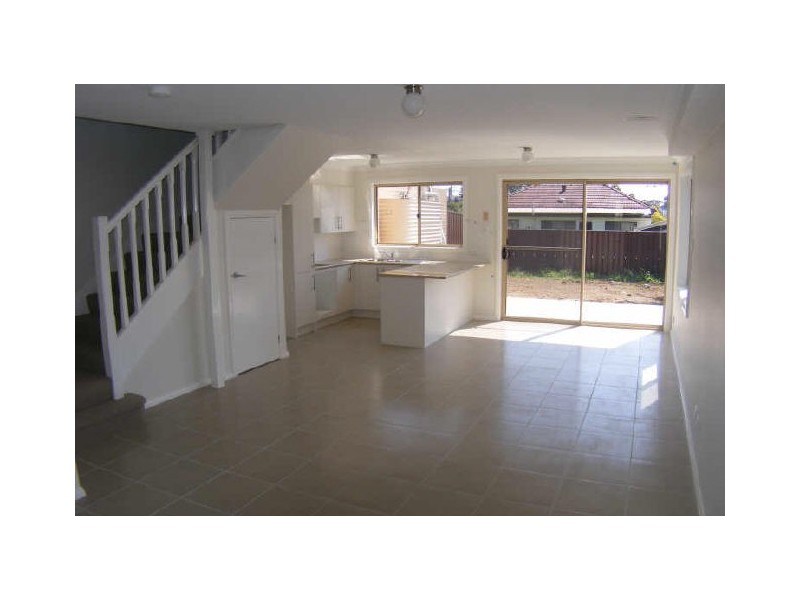 43c Euroka St, Ingleburn NSW 2565