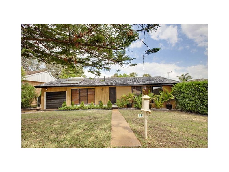 Bradbury NSW 2560