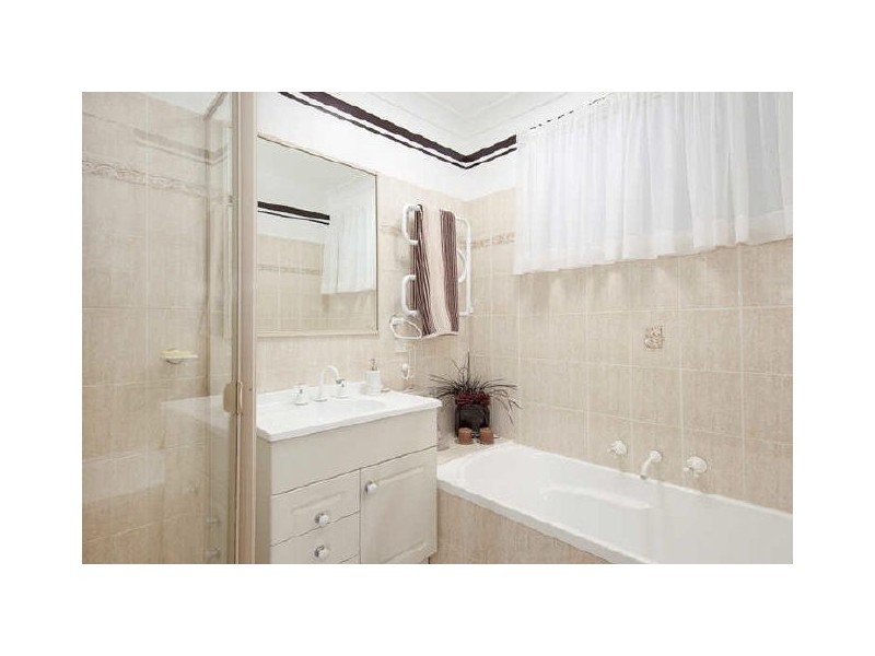 Bradbury NSW 2560