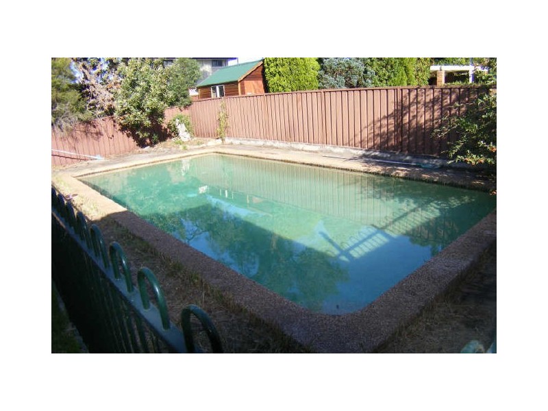 Bradbury NSW 2560