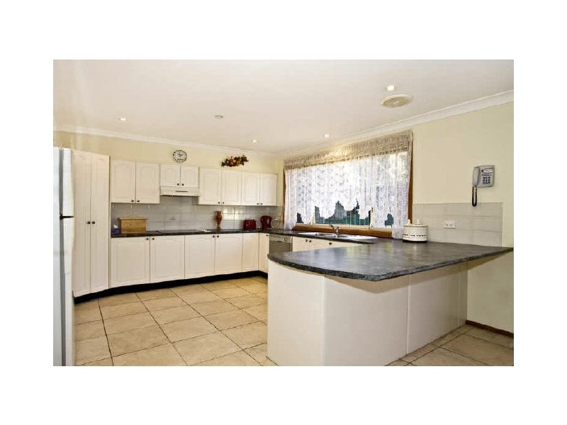 Glen Alpine NSW 2560