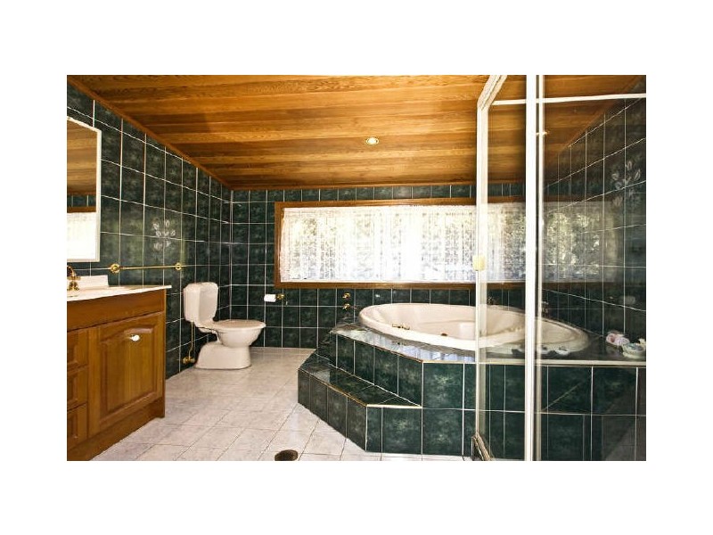 Glen Alpine NSW 2560