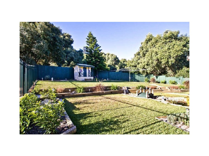 Glen Alpine NSW 2560