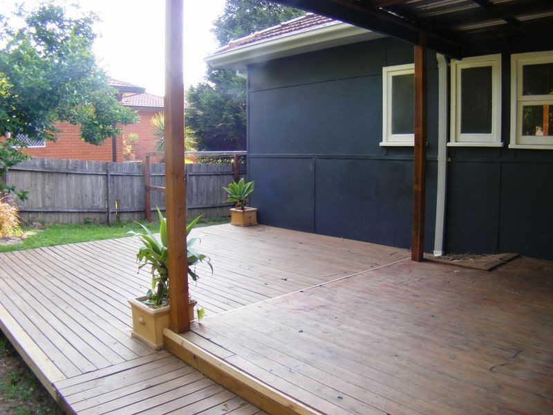 55 Farnsworth Ave, Campbelltown NSW 2560