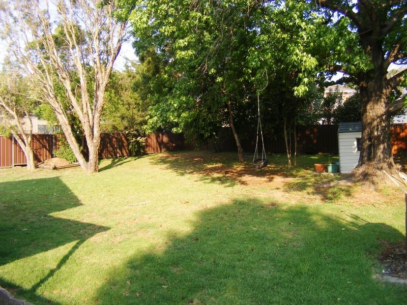 55 Farnsworth Ave, Campbelltown NSW 2560