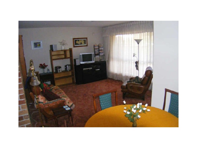 15 Macleay Street, Bradbury NSW 2560