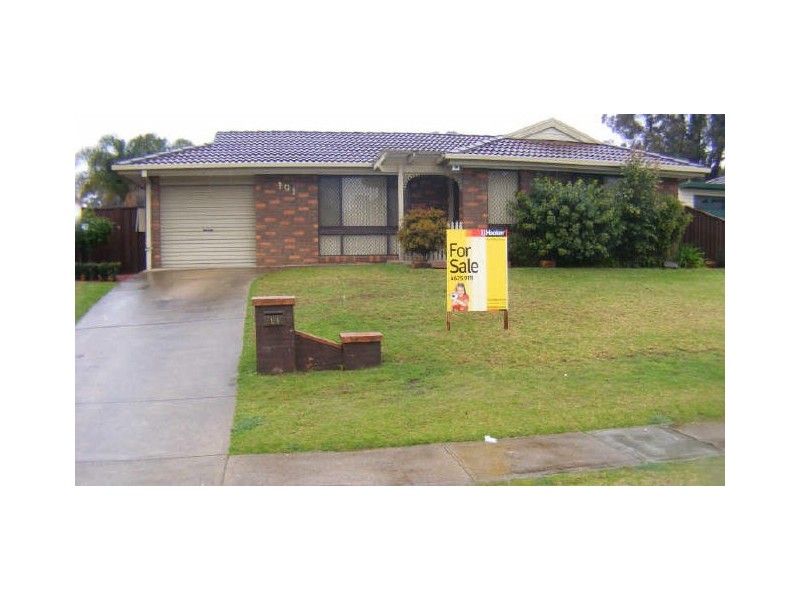 191 Copperfield Drive, Rosemeadow NSW 2560