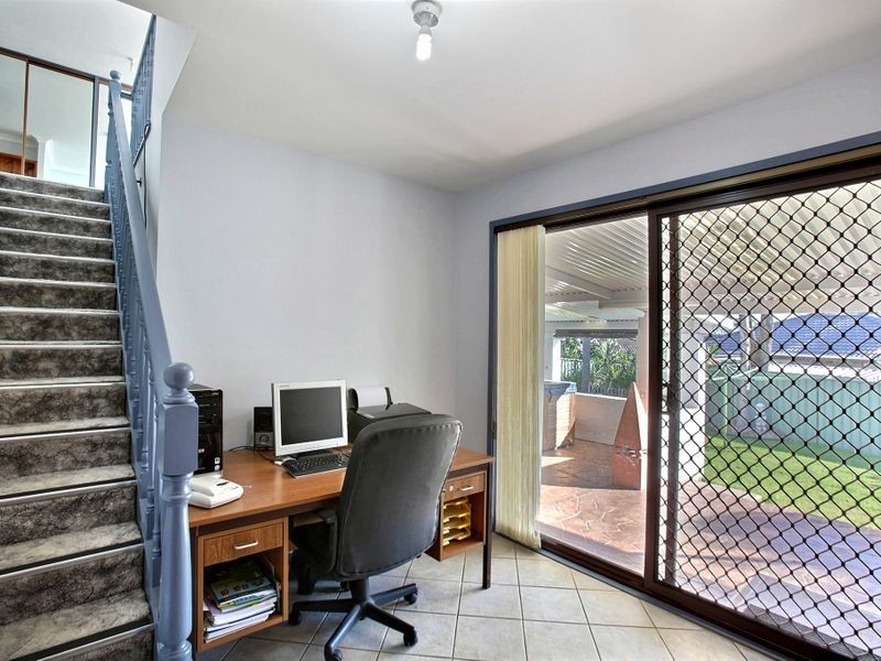 74 Wyangala Cres, Leumeah NSW 2560