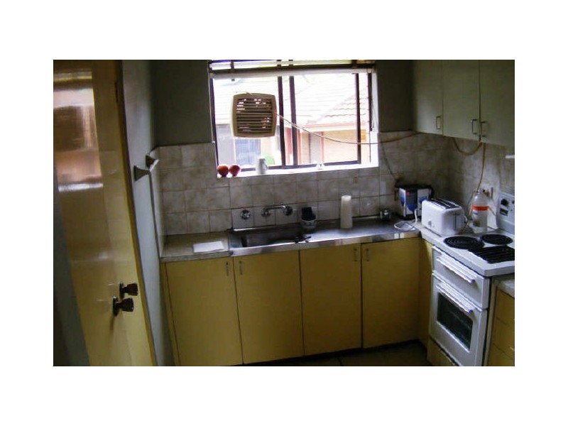 3/54 Warby St, Campbelltown NSW 2560