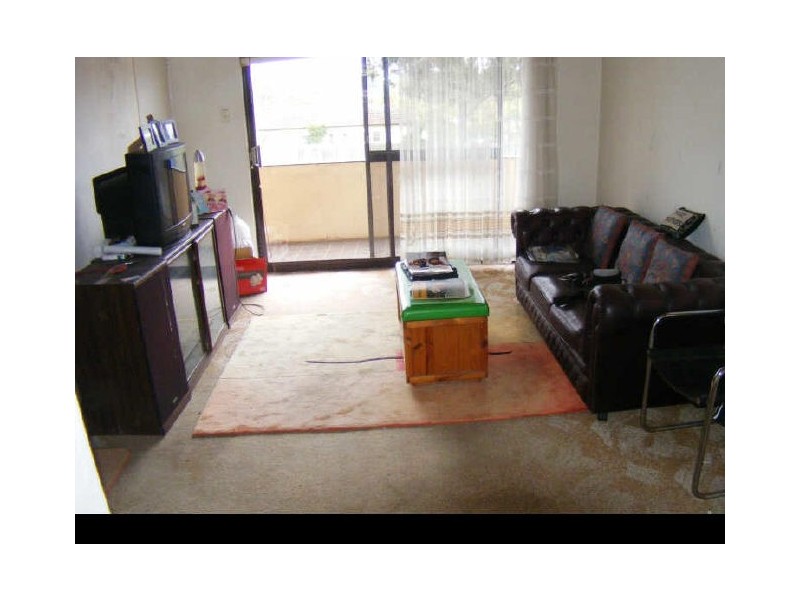 3/54 Warby St, Campbelltown NSW 2560