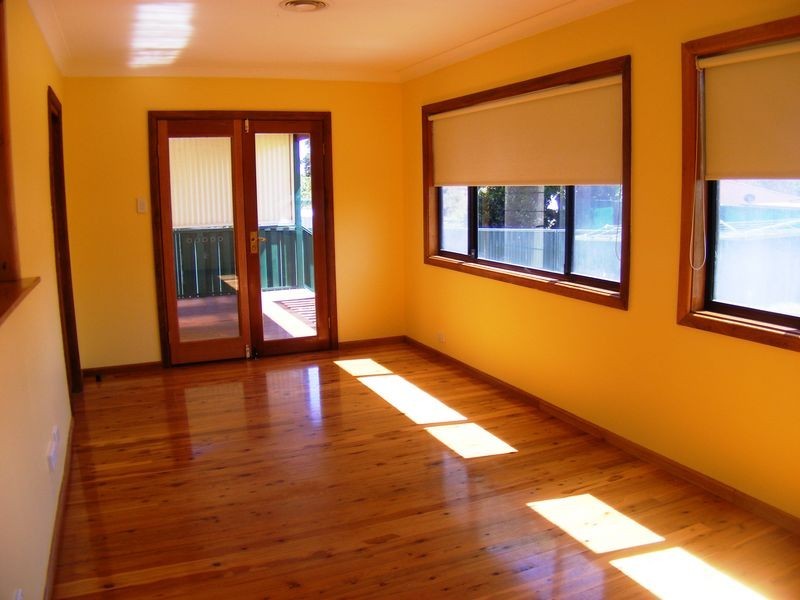 Carrington Cir, Leumeah NSW 2560