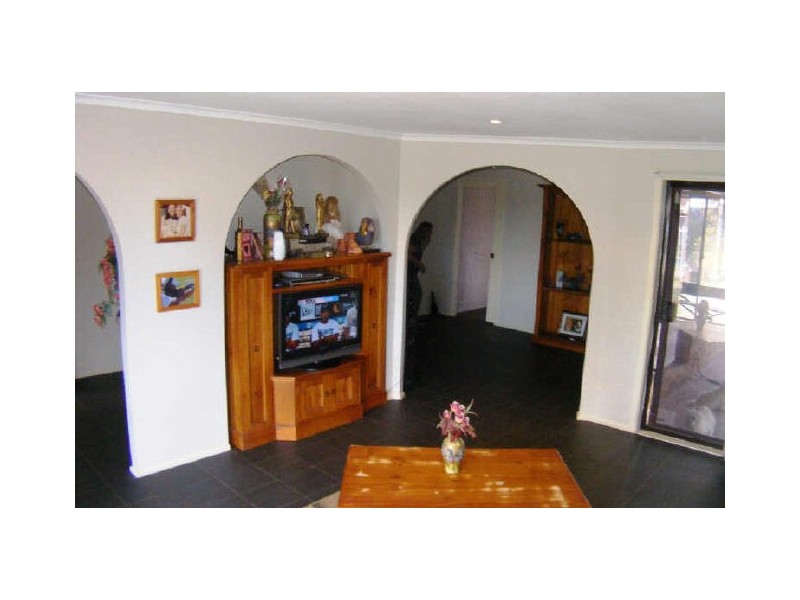 37 Minchinbury Terrace, Eschol Park NSW 2558