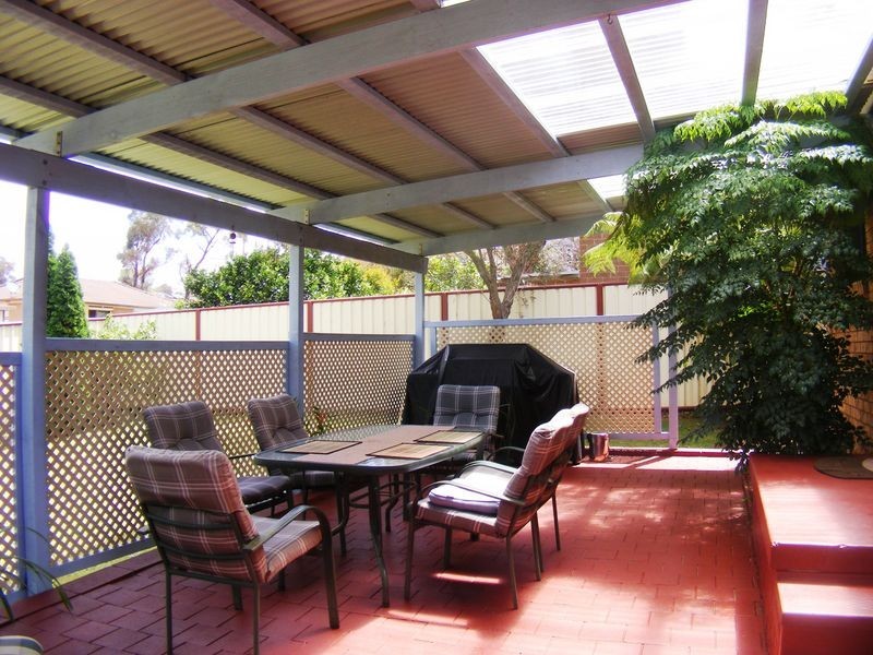 20 Canidius St, Rosemeadow NSW 2560