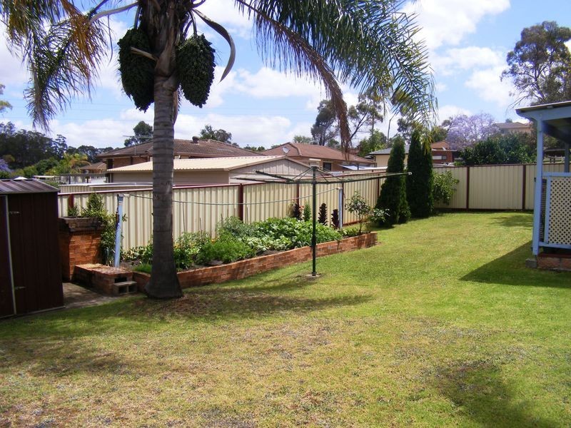 20 Canidius St, Rosemeadow NSW 2560