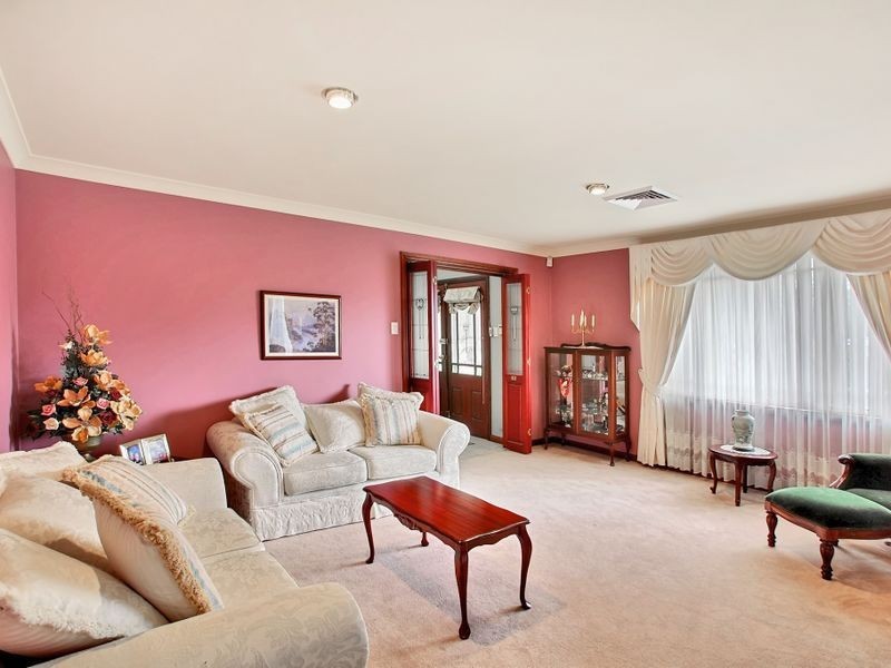 Glen Alpine NSW 2560