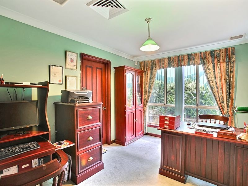 Glen Alpine NSW 2560