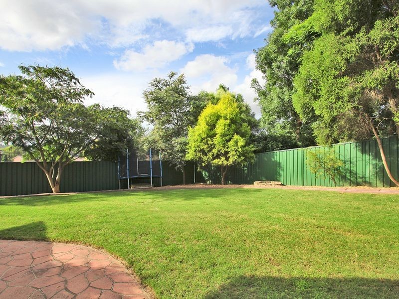 Glen Alpine NSW 2560