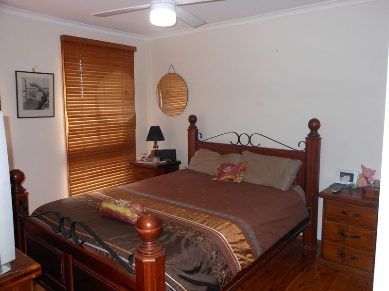 2 Wanda Pl, Woodbine NSW 2560