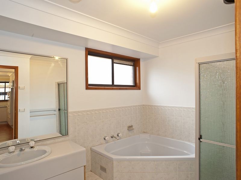Minto NSW 2566