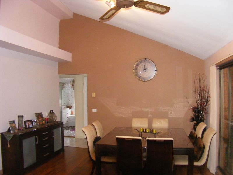 1 Wynn Street, Eschol Park NSW 2558