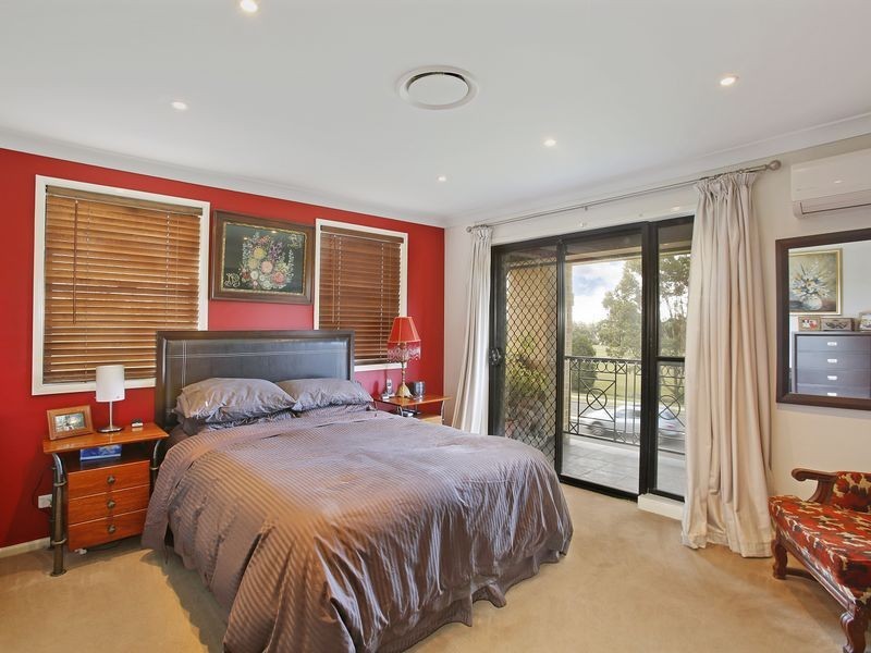 165 Kellerman Dr, St Helens Park NSW 2560