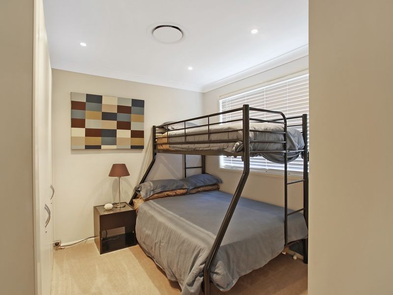 165 Kellerman Dr, St Helens Park NSW 2560