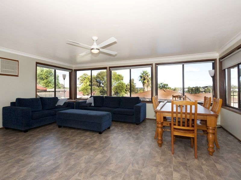 Eschol Park NSW 2558