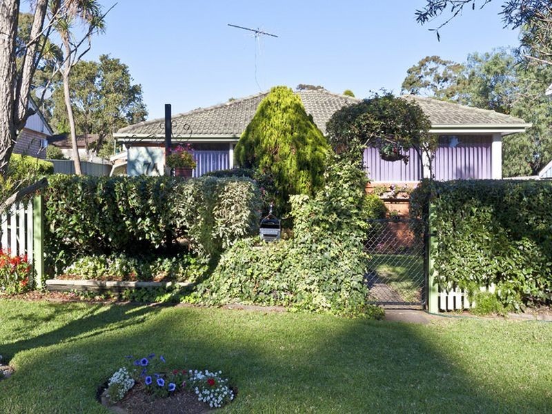 Bradbury NSW 2560
