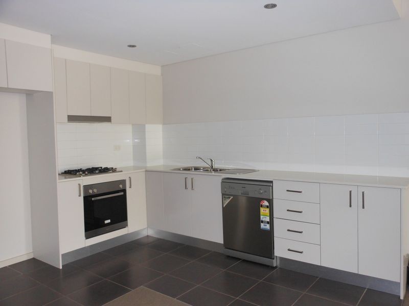 4/1-3 Parc Guell Drive, Campbelltown NSW 2560
