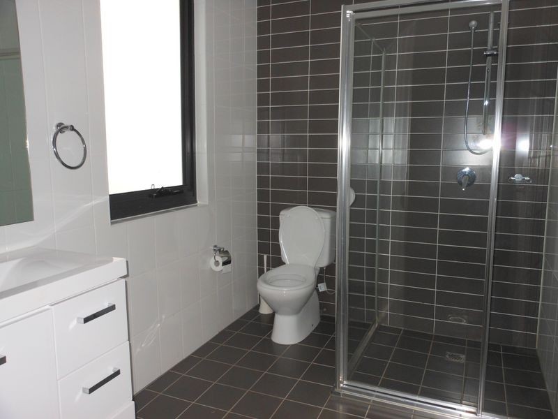 4/1-3 Parc Guell Drive, Campbelltown NSW 2560