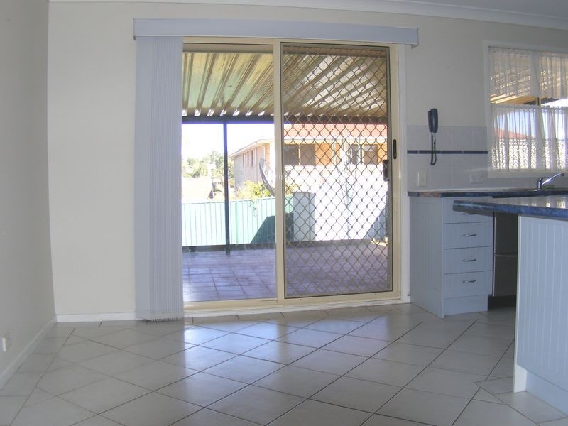 Ambarvale NSW 2560