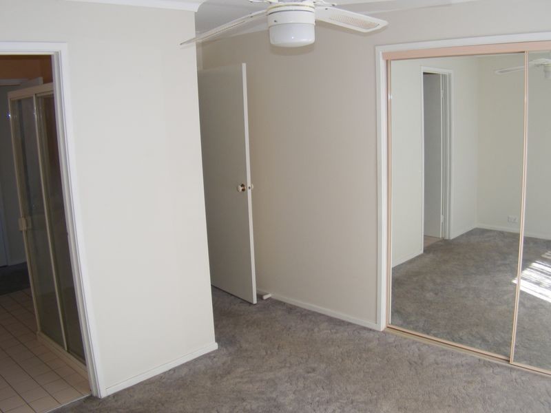 Ambarvale NSW 2560