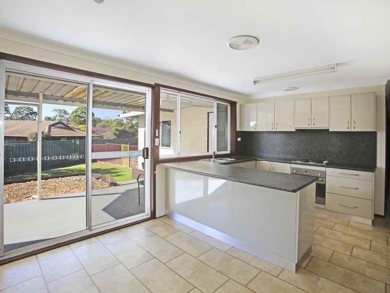 7 Cromarty Pl, St Andrews NSW 2566