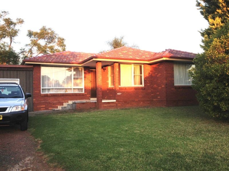 62 Rudd Road, Leumeah NSW 2560