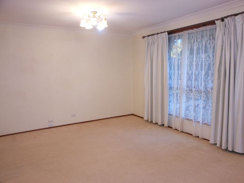 10 Radcliffe Street, Ingleburn NSW 2565