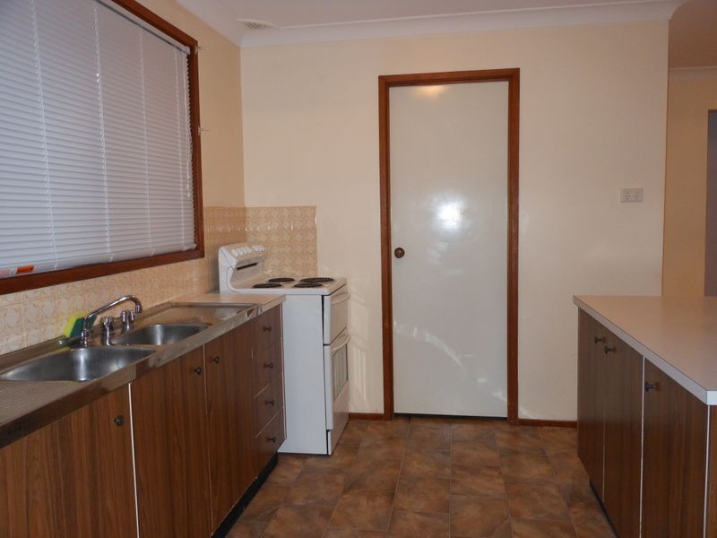 10 Radcliffe Street, Ingleburn NSW 2565