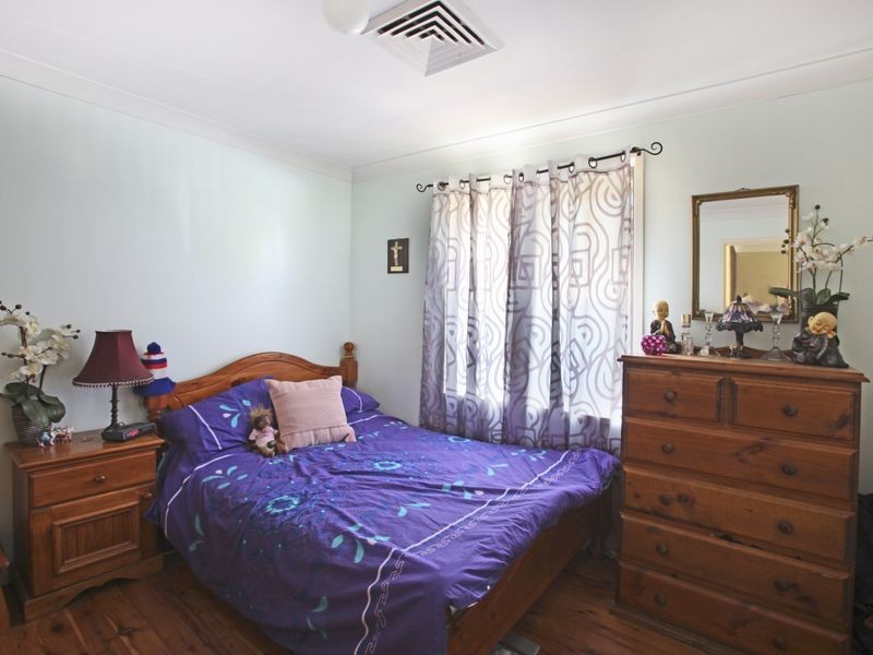 Ruse NSW 2560