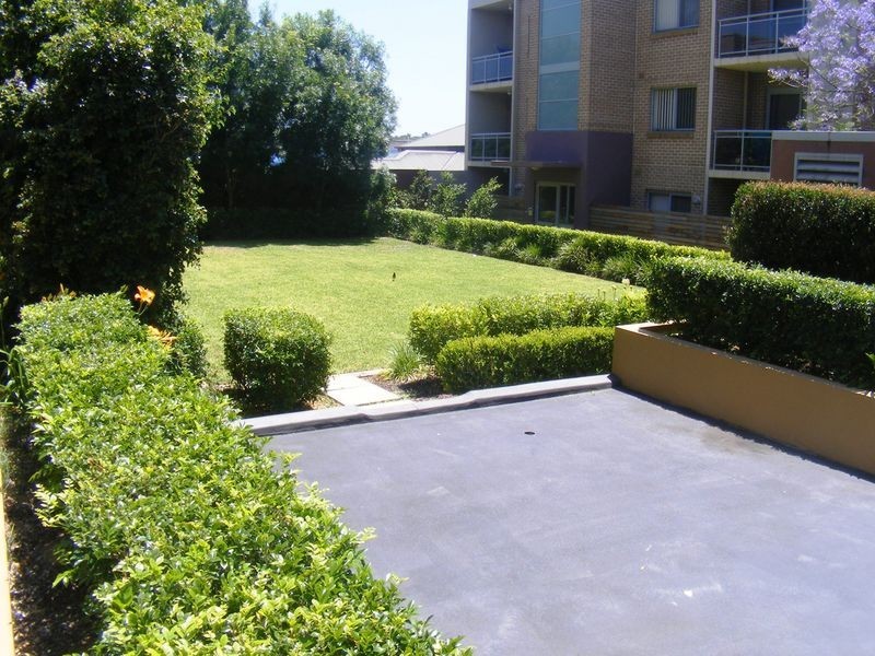 42/7-9 King  Street, Campbelltown NSW 2560
