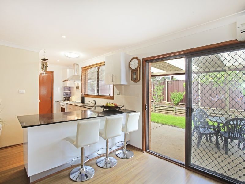 4 Yell Pl, St Andrews NSW 2566