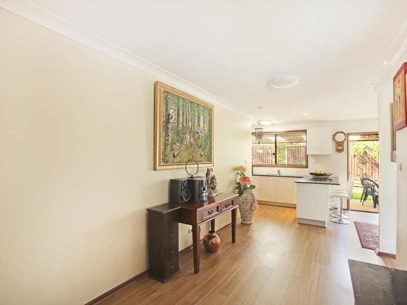 4 Yell Pl, St Andrews NSW 2566